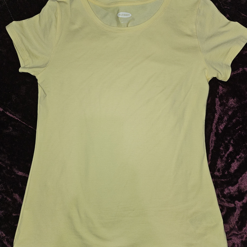 Old Navy Yellow Fitted Short Sleeve T-Shirt Size Small